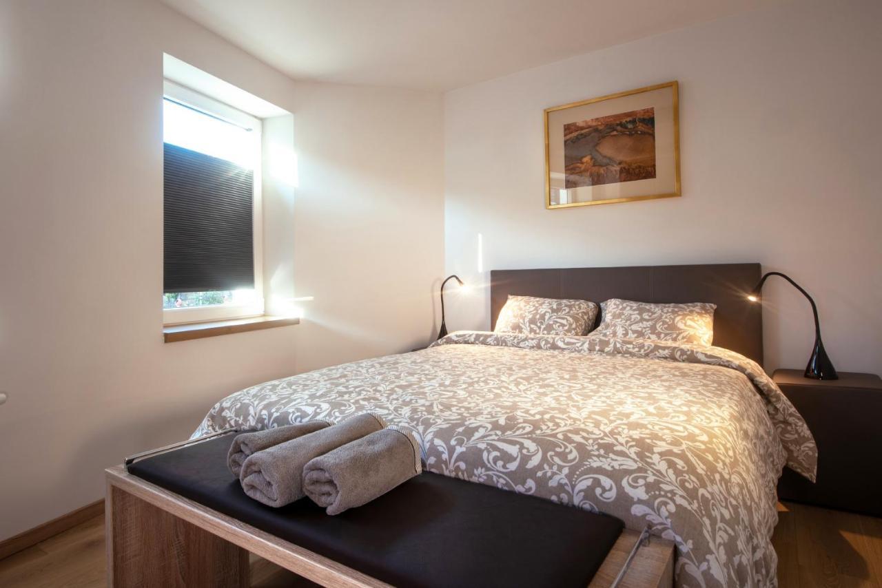 Gite Le Vingtieme Spa Bagian luar foto